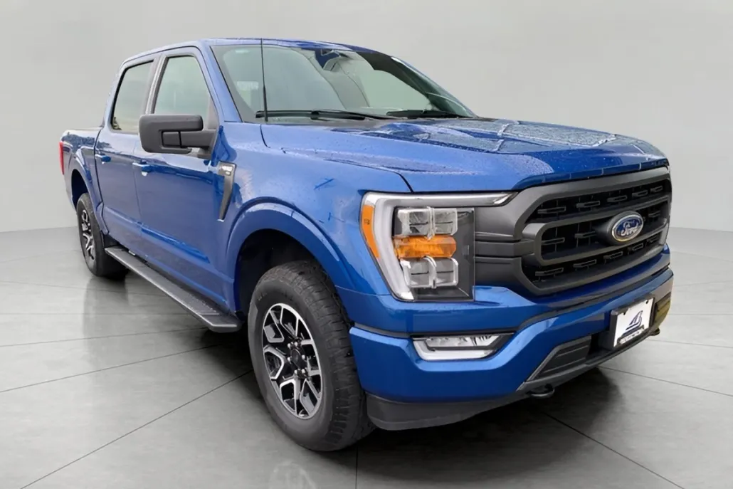 2023 Ford F-150 XLT photo 1
