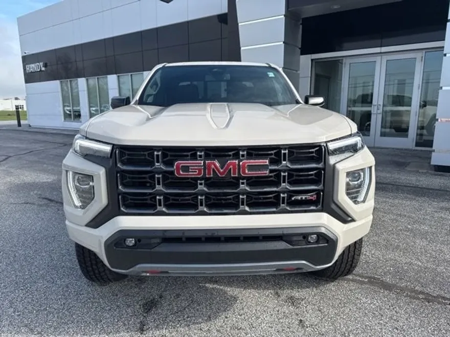 2026 Gmc Canyon AT4 photo 1