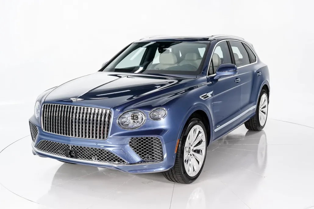 2025 Bentley Bentayga Azure V8 photo 1