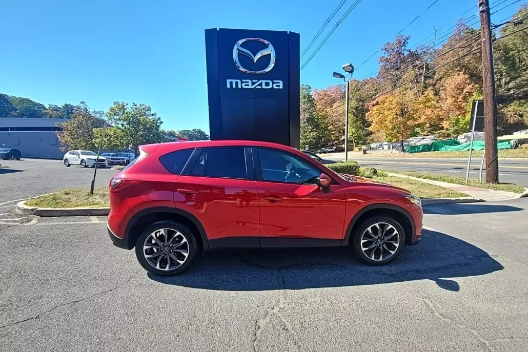 2016 Mazda CX-5 Grand Touring photo 1
