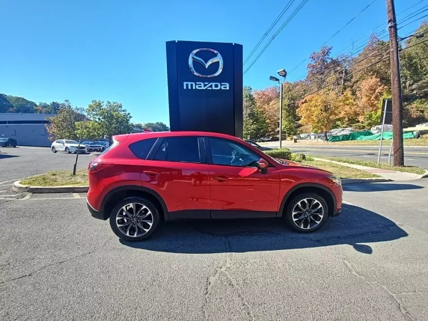 2016 Mazda CX-5 Grand Touring photo 1
