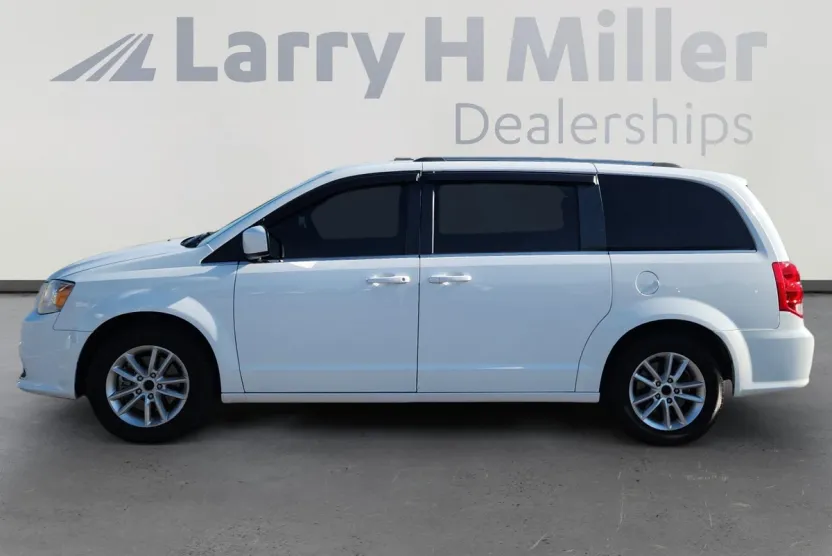2019 Dodge Grand Caravan SXT photo 1