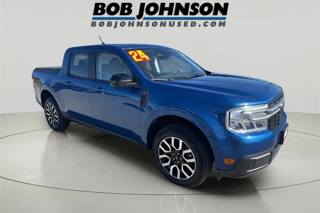 2024 Ford Maverick Lariat photo 1