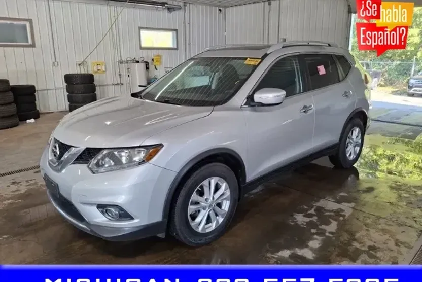 2015 Nissan Rogue photo 1