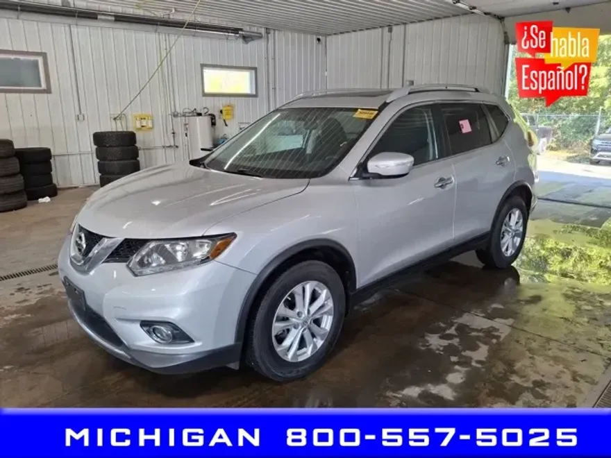 2015 Nissan Rogue photo 1