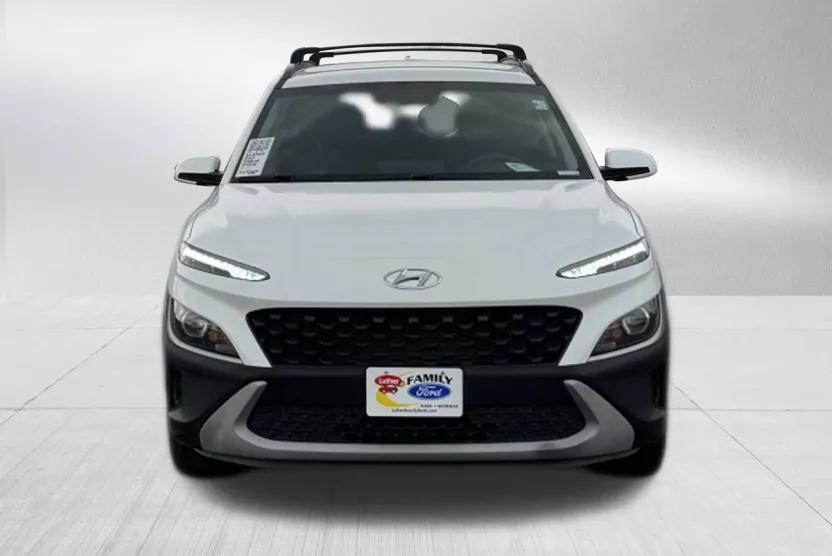 2023 Hyundai Kona SEL photo 1