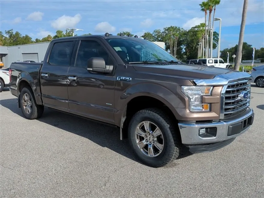2015 Ford F-150 XLT photo 1