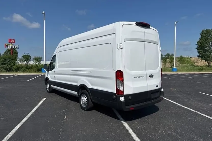 2024 Ford Transit photo 1