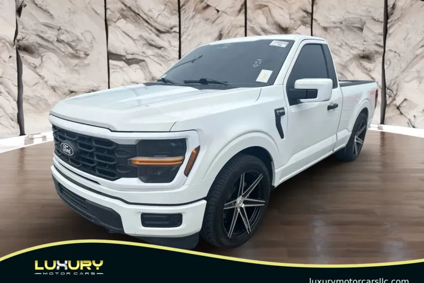 2024 Ford F-150 XL photo 1