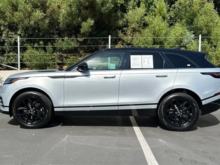 2025 Land Rover Range Rover Velar SE photo 1