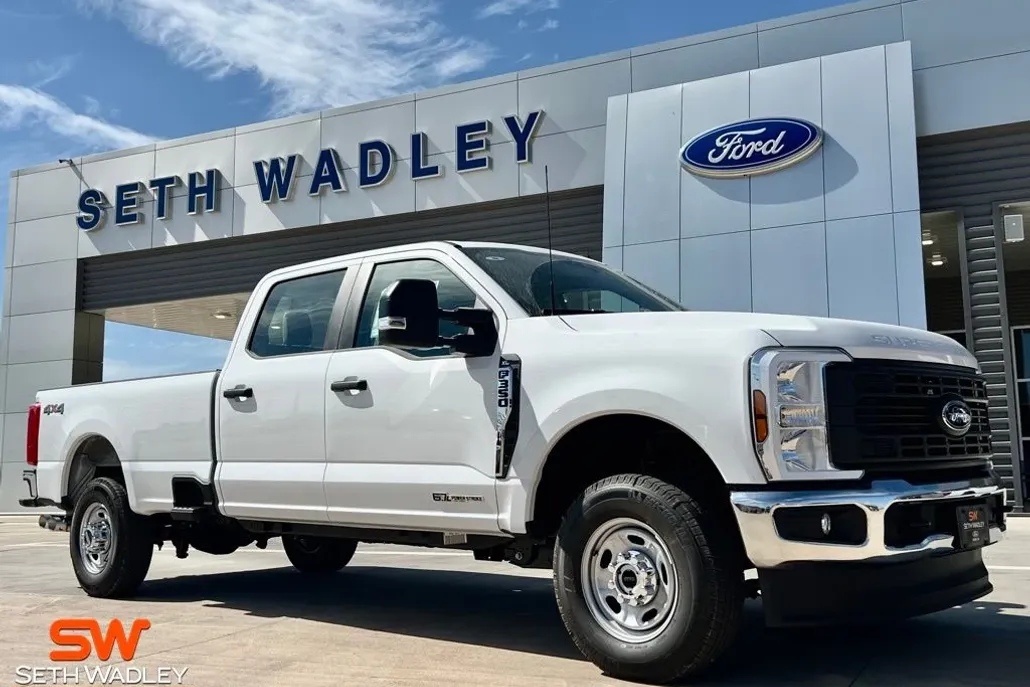 2026 Ford F-350 photo 1