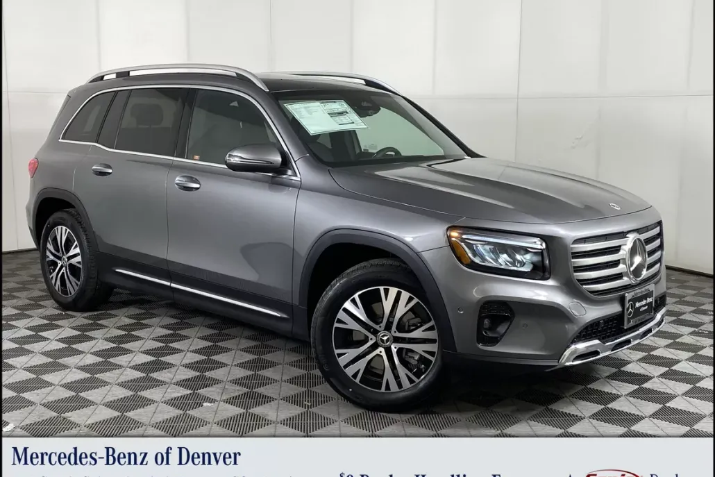 2025 Mercedes Benz GLB 250 4MATIC photo 1