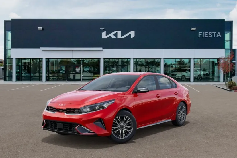 2024 Kia Forte GT-Line photo 1