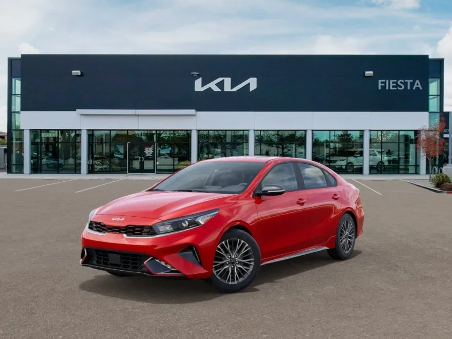 2024 Kia Forte GT-Line photo 1