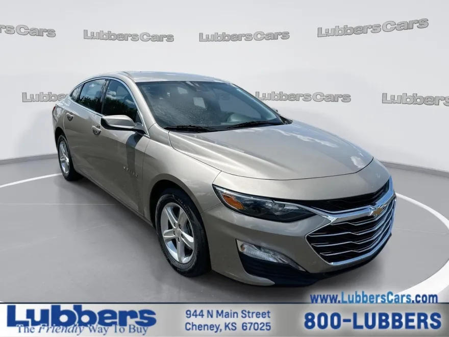 2024 Chevrolet Malibu 1LT photo 1