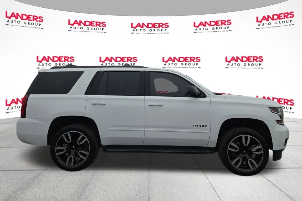 2019 Chevrolet Tahoe Premier photo 1