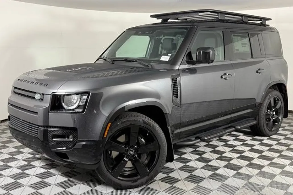 2025 Land Rover Defender 110 X-Dynamic SE photo 1