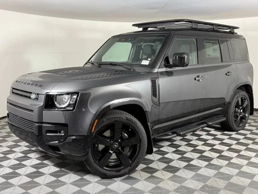 2025 Land Rover Defender 110 X-Dynamic SE photo 1