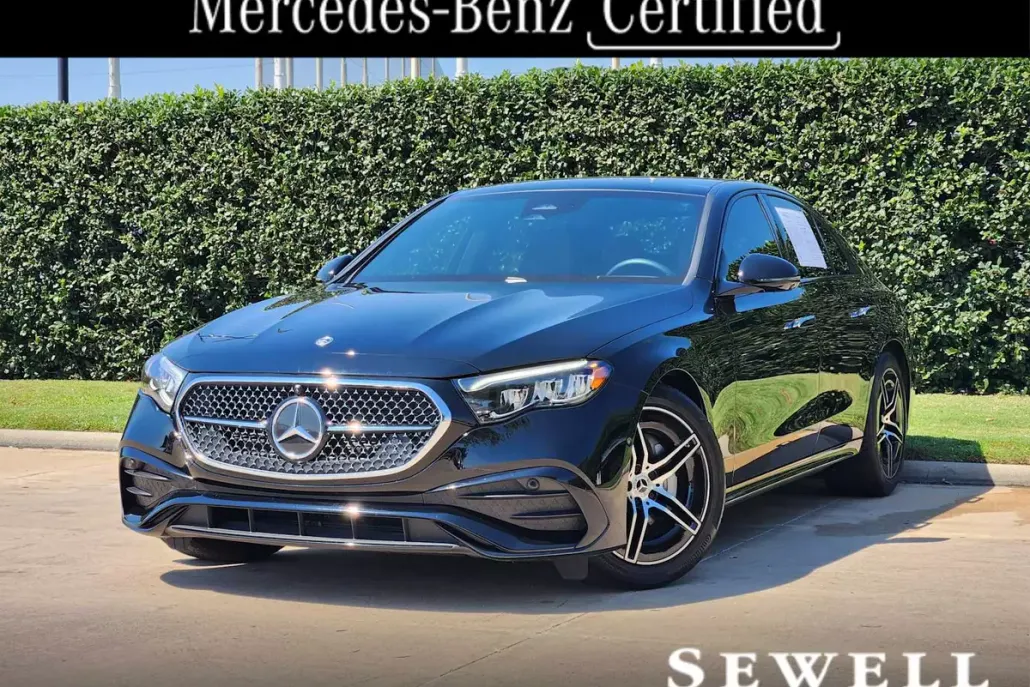 2025 Mercedes Benz E 350 photo 1