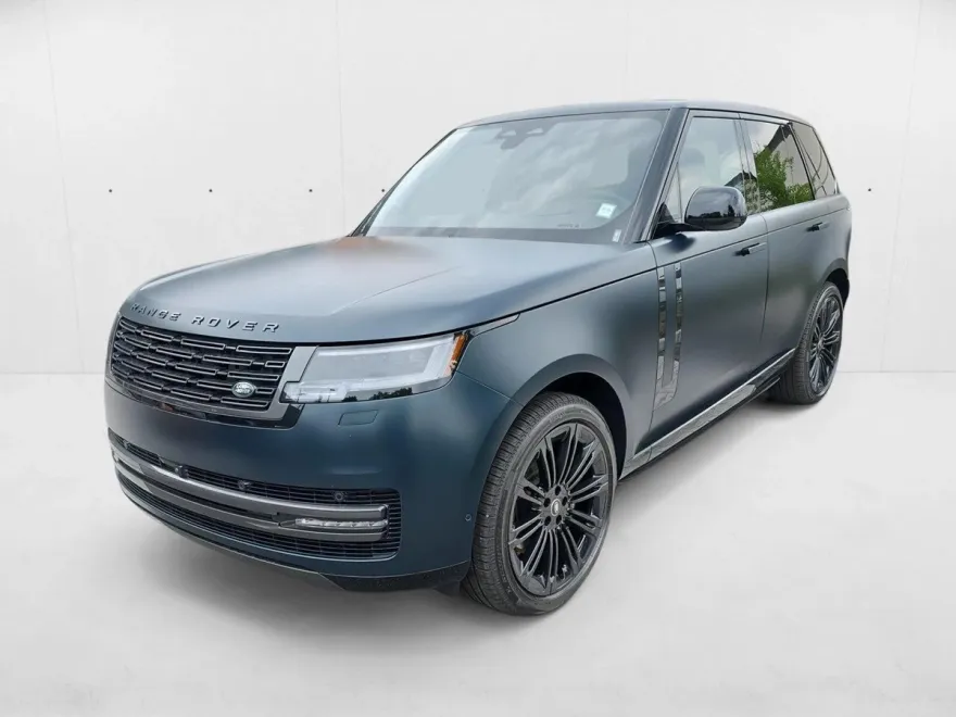 2025 Land Rover Range Rover SE photo 1