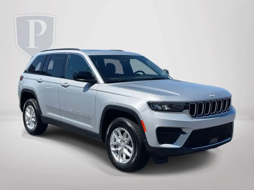 2025 Jeep Grand Cherokee Laredo X photo 1