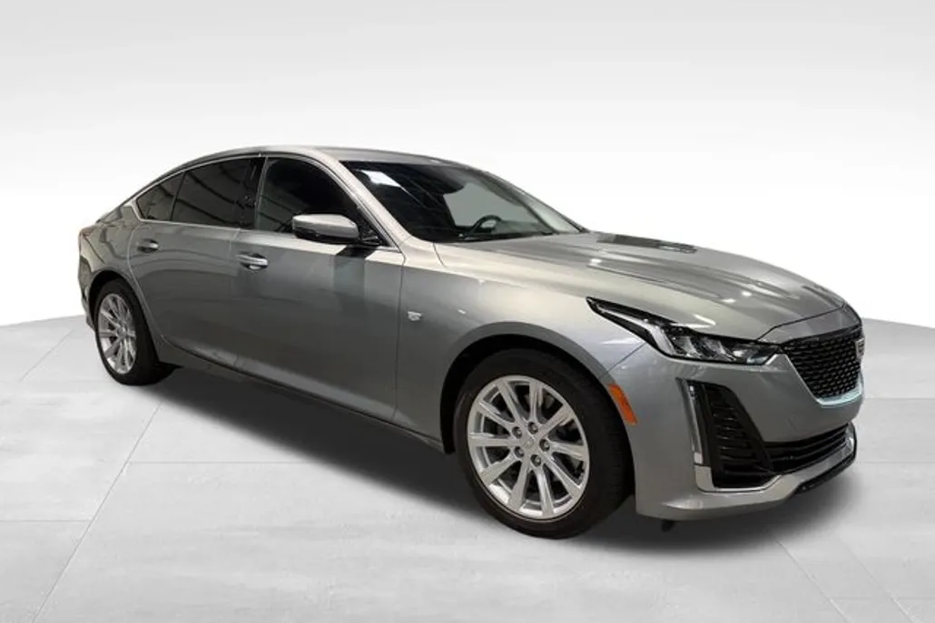 2023 Cadillac CT5 Luxury photo 1