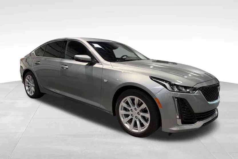 2023 Cadillac CT5 Luxury photo 1