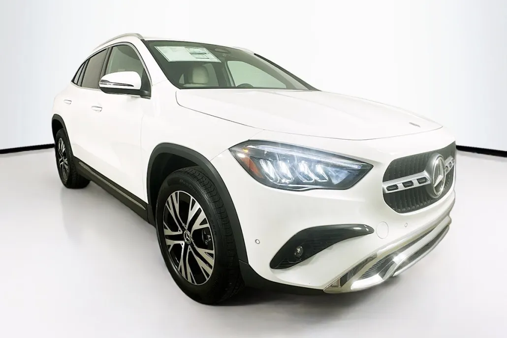 2025 Mercedes Benz GLA 250 4MATIC photo 1