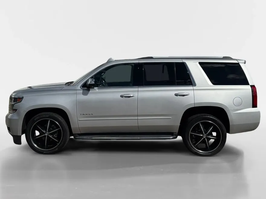 2017 Chevrolet Tahoe Premier photo 1