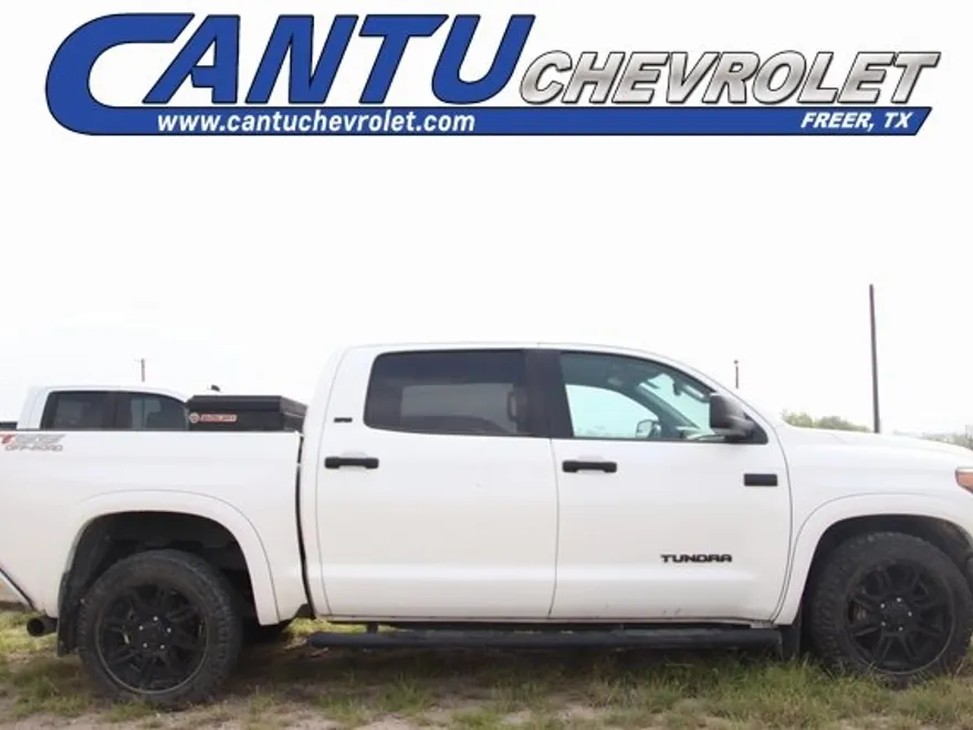 2020 Toyota Tundra SR5 photo 1