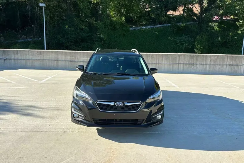 2018 Subaru Impreza Limited photo 1