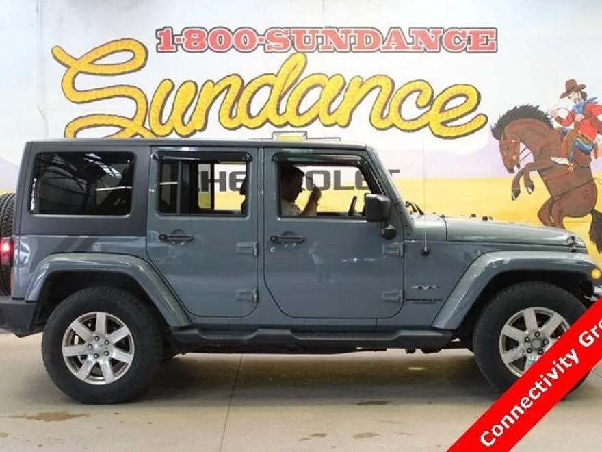 2015 Jeep Wrangler Unlimited Sahara photo 1