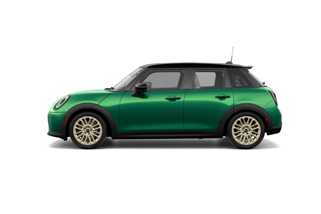 2026 Mini Cooper S Iconic photo 1