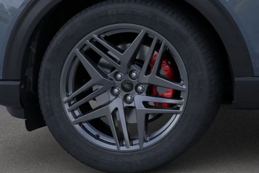 2025 Ford Explorer ST photo 1