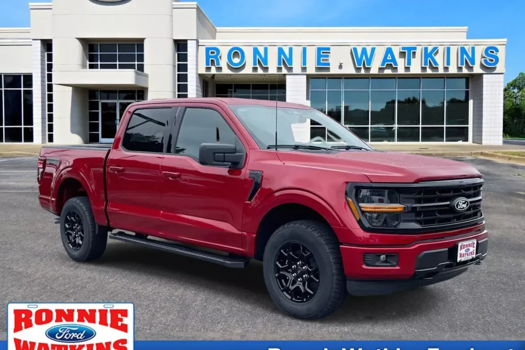 2025 Ford F-150 XLT photo 1