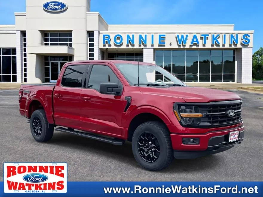 2025 Ford F-150 XLT photo 1