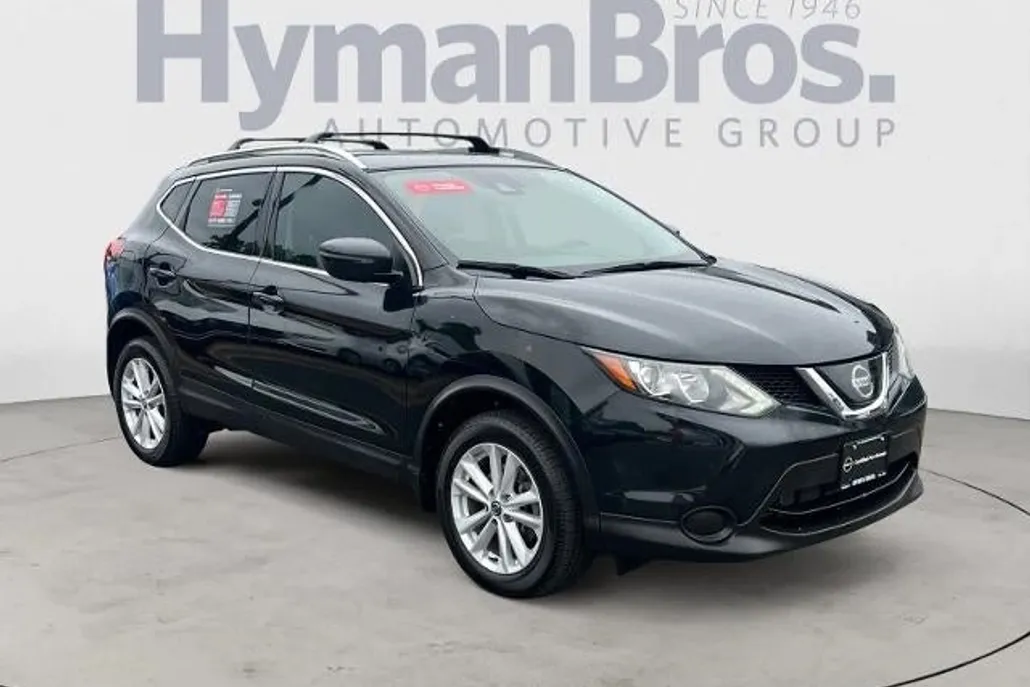 2019 Nissan Rogue Sport SV photo 1