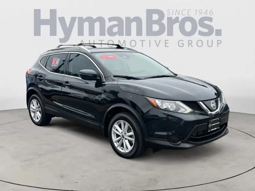 2019 Nissan Rogue Sport SV photo 1