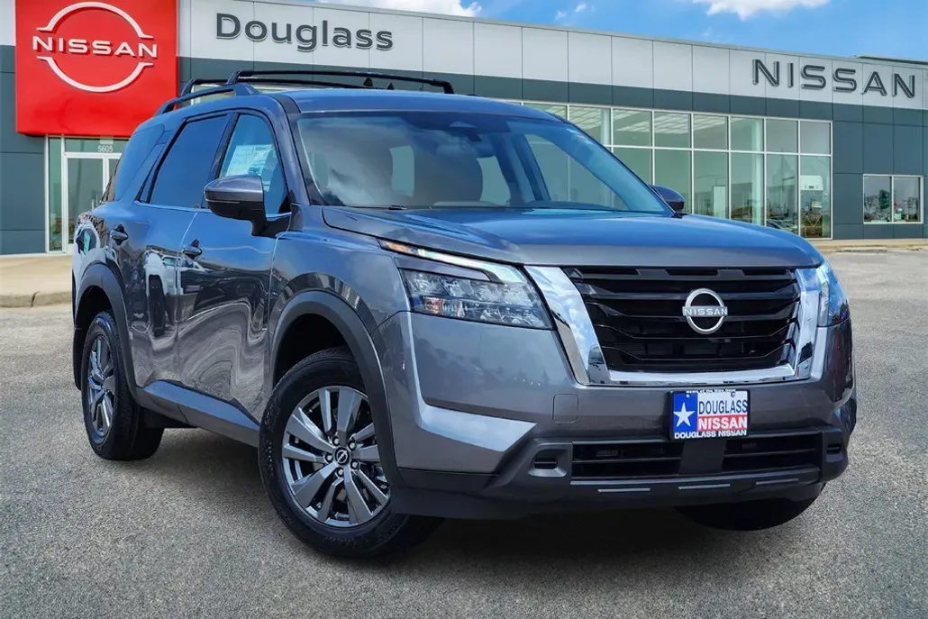 2025 Nissan Pathfinder SV photo 1