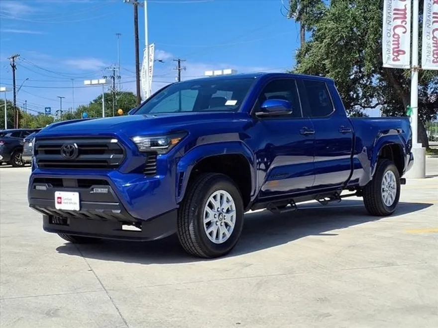 2025 Toyota Tacoma SR5 photo 1