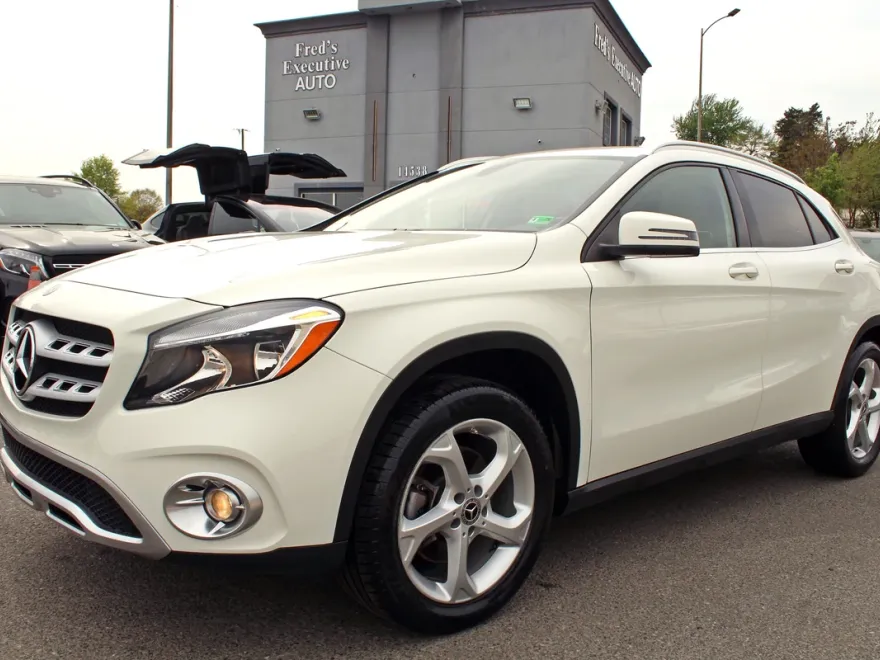 2018 Mercedes Benz GLA 250 4MATIC photo 1