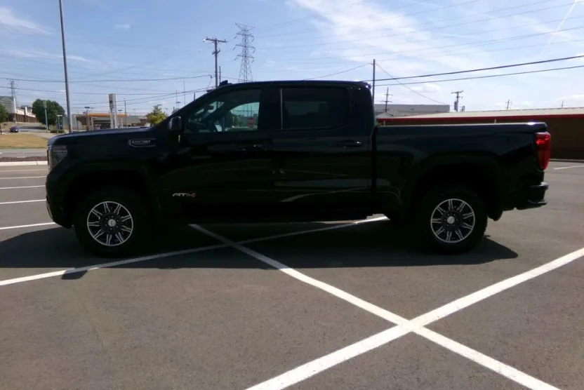 2024 Gmc Sierra 1500 AT4 photo 1