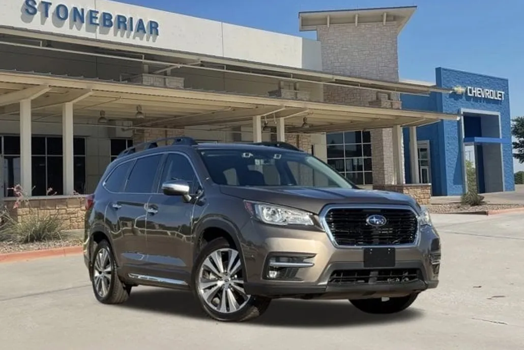2021 Subaru Ascent Touring photo 1