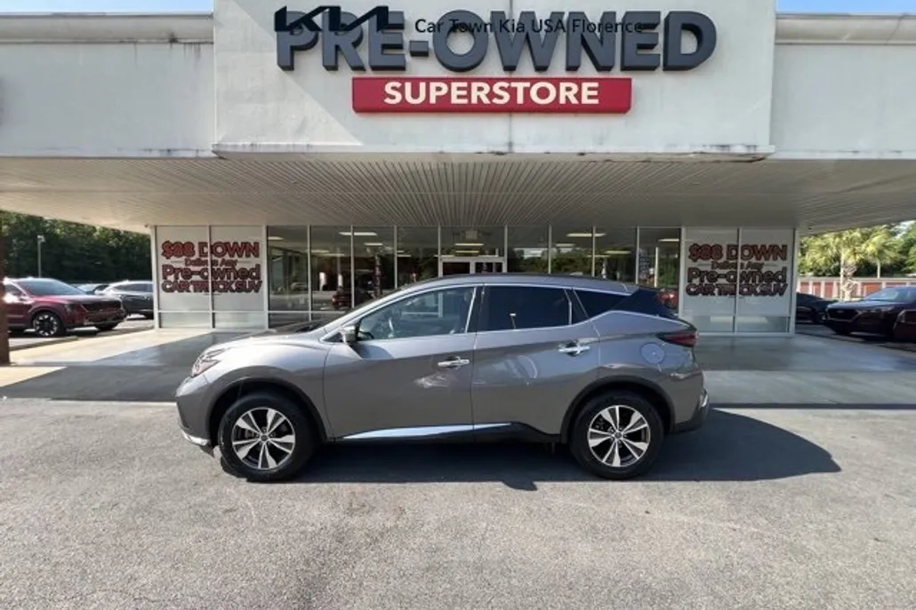 2023 Nissan Murano SV photo 1