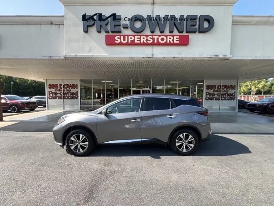 2023 Nissan Murano SV photo 1