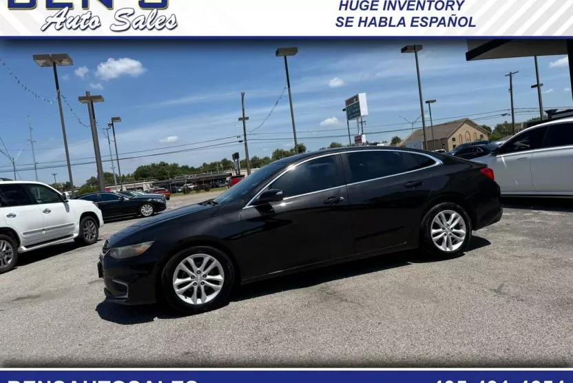 2016 Chevrolet Malibu 1LT photo 1