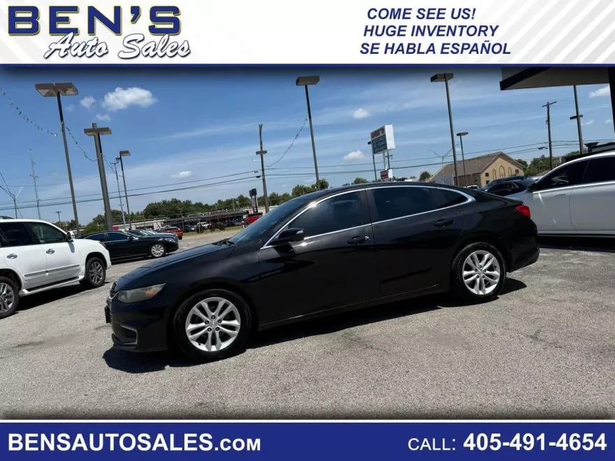 2016 Chevrolet Malibu 1LT photo 1