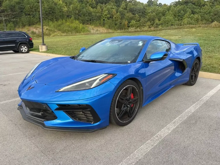 2024 Chevrolet Corvette Stingray 2LT photo 1