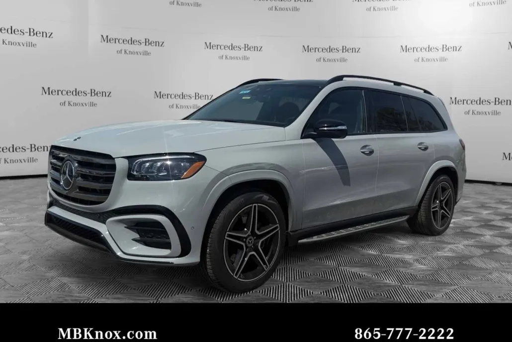 2025 Mercedes Benz GLS 450 4MATIC photo 1