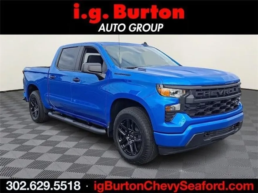 2026 Chevrolet Silverado 1500 Custom photo 1